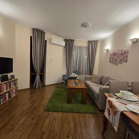 Boutique - Flora Boutique *